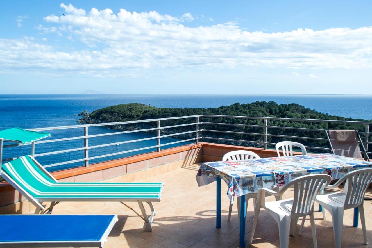 Villa La Terrazza Sul Mare - Goelba フェトヴァイア エクステリア 写真