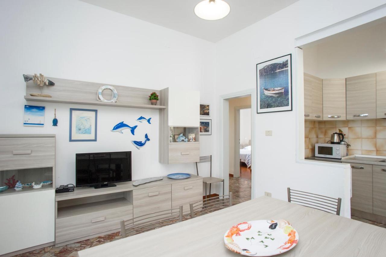 Villa La Terrazza Sul Mare - Goelba フェトヴァイア エクステリア 写真